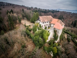 Hmeljnik Castle